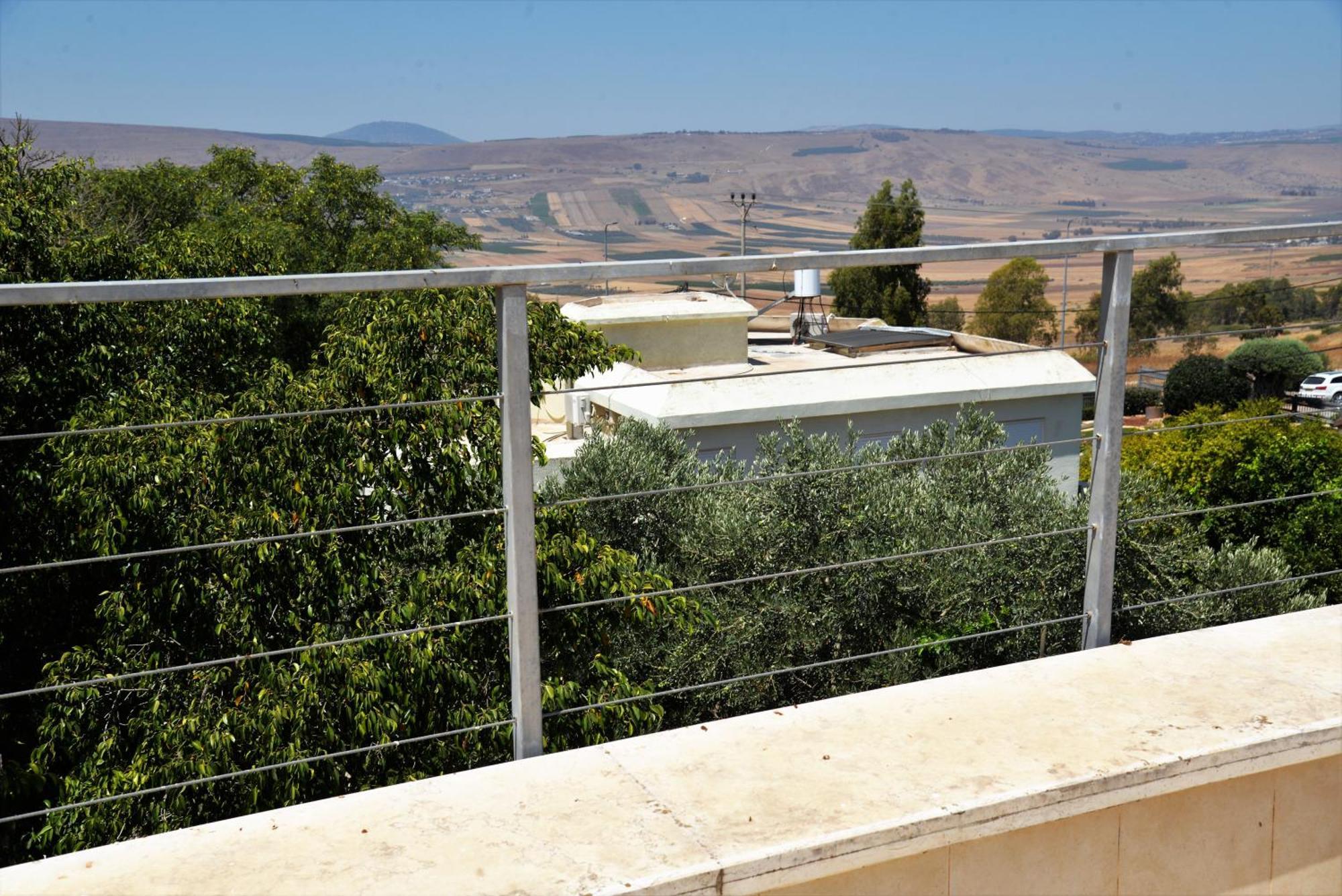 וילה על ההר Villa Poriyya Exterior photo